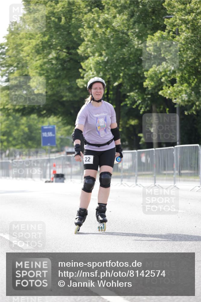 29.06.2025 - hella hamburg halbmarathon Jannik Wohlers http://msf.ph/oto/8142574 29.06.2025 09:05:56 Lombardsbrücke  meine-sportfotos.de