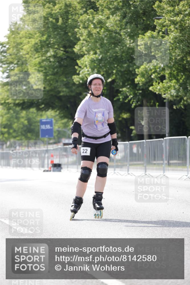 29.06.2025 - hella hamburg halbmarathon Jannik Wohlers http://msf.ph/oto/8142580 29.06.2025 09:05:56 Lombardsbrücke  meine-sportfotos.de