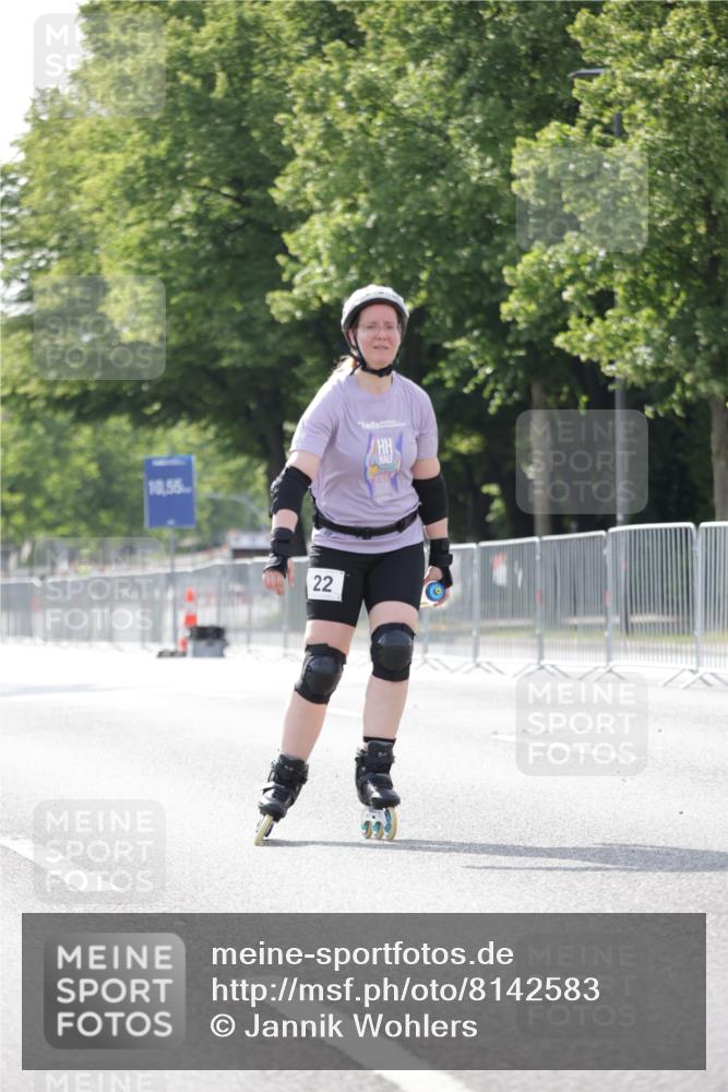 29.06.2025 - hella hamburg halbmarathon Jannik Wohlers http://msf.ph/oto/8142583 29.06.2025 09:05:56 Lombardsbrücke  meine-sportfotos.de