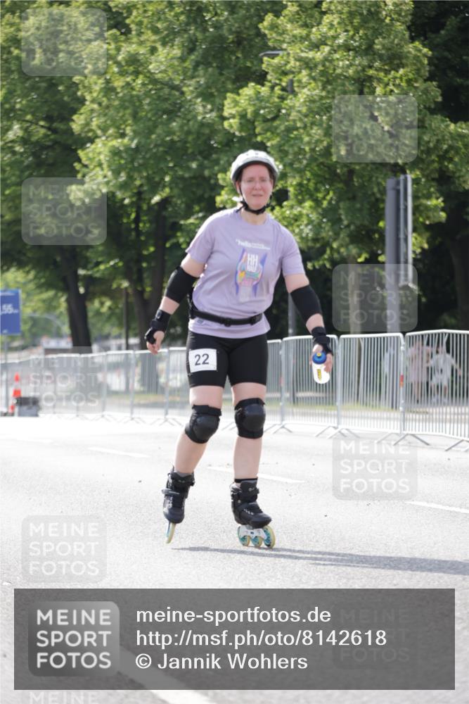 29.06.2025 - hella hamburg halbmarathon Jannik Wohlers http://msf.ph/oto/8142618 29.06.2025 09:05:57 Lombardsbrücke  meine-sportfotos.de