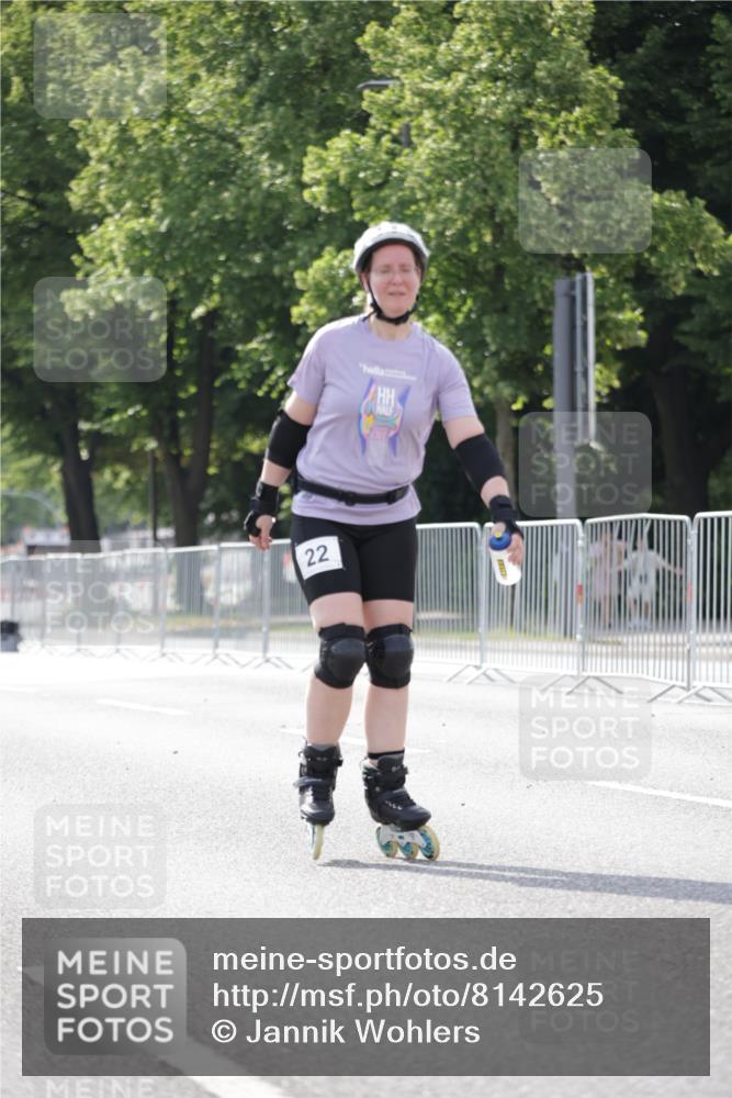 29.06.2025 - hella hamburg halbmarathon Jannik Wohlers http://msf.ph/oto/8142625 29.06.2025 09:05:57 Lombardsbrücke  meine-sportfotos.de