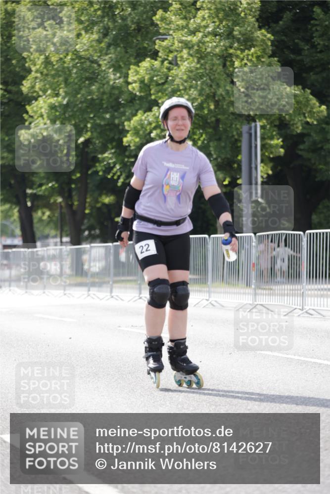 29.06.2025 - hella hamburg halbmarathon Jannik Wohlers http://msf.ph/oto/8142627 29.06.2025 09:05:57 Lombardsbrücke  meine-sportfotos.de