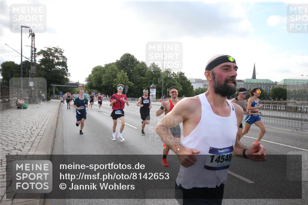 29.06.2025 - hella hamburg halbmarathon Jannik Wohlers http://msf.ph/oto/8142653 29.06.2025 09:45:33 Lombardsbrücke 1080, 1686, 1894, 2460, 4463, 4812, 5187, 5550, 6495, 6878, 7186, 7880, 7965, 8062, 9345, 10270, 10453, 10484, 11199, 12189, 12232, 12681, 13167, 13343, 13686, 13754, 14167, 14548, 14549, 14622, 14699, 15054, 15326, 15507, 15835, 16148, 16695, 16724, 16755, 16963, 17056, 17117, 17322, 17691, 18135, 18854, 19022, 19118 meine-sportfotos.de