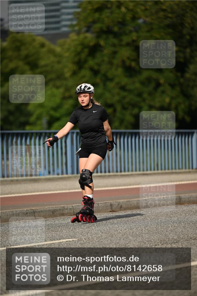 29.06.2025 - hella hamburg halbmarathon Dr. Thomas Lammeyer http://msf.ph/oto/8142658 29.06.2025 09:11:00 Kennedybrücke  meine-sportfotos.de