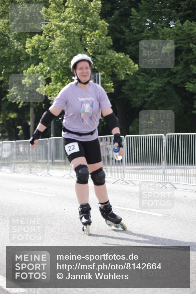 29.06.2025 - hella hamburg halbmarathon Jannik Wohlers http://msf.ph/oto/8142664 29.06.2025 09:05:57 Lombardsbrücke  meine-sportfotos.de