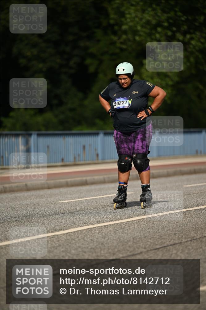 29.06.2025 - hella hamburg halbmarathon Dr. Thomas Lammeyer http://msf.ph/oto/8142712 29.06.2025 09:11:28 Kennedybrücke  meine-sportfotos.de