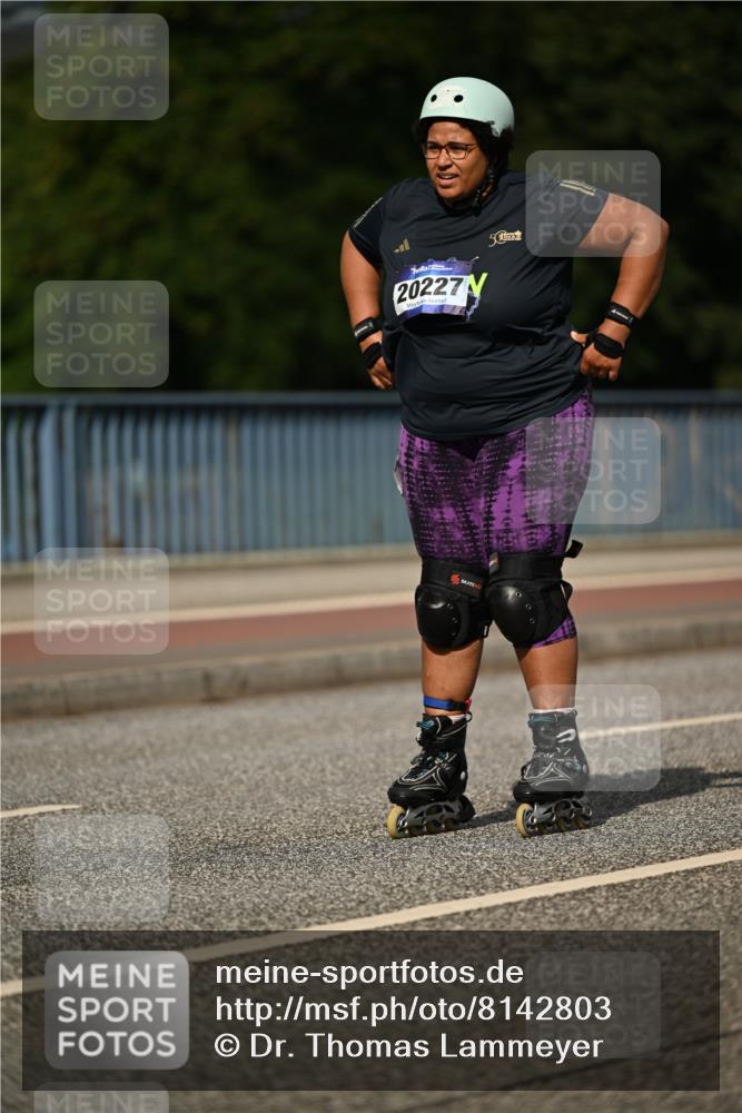 29.06.2025 - hella hamburg halbmarathon Dr. Thomas Lammeyer http://msf.ph/oto/8142803 29.06.2025 09:11:30 Kennedybrücke  meine-sportfotos.de