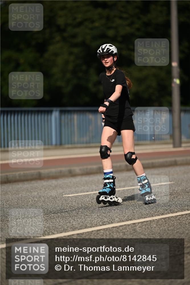 29.06.2025 - hella hamburg halbmarathon Dr. Thomas Lammeyer http://msf.ph/oto/8142845 29.06.2025 09:11:32 Kennedybrücke  meine-sportfotos.de