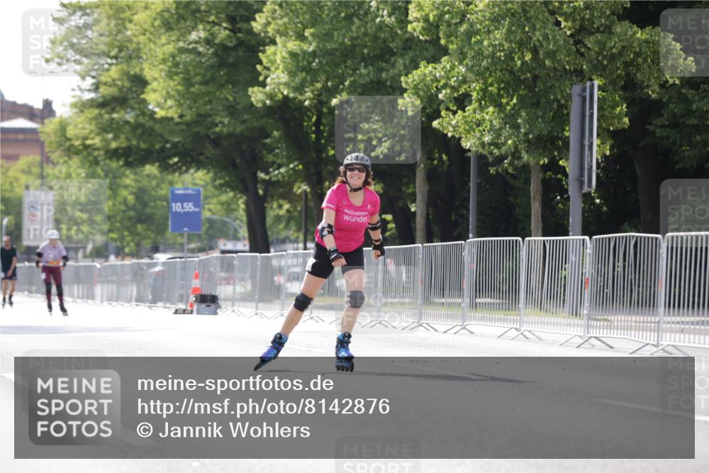 29.06.2025 - hella hamburg halbmarathon Jannik Wohlers http://msf.ph/oto/8142876 29.06.2025 09:06:33 Lombardsbrücke  meine-sportfotos.de
