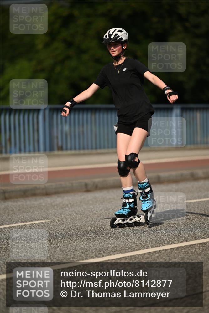 29.06.2025 - hella hamburg halbmarathon Dr. Thomas Lammeyer http://msf.ph/oto/8142877 29.06.2025 09:11:32 Kennedybrücke  meine-sportfotos.de