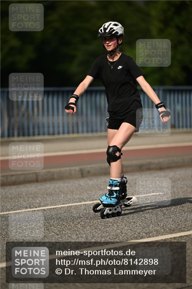 29.06.2025 - hella hamburg halbmarathon Dr. Thomas Lammeyer http://msf.ph/oto/8142898 29.06.2025 09:11:32 Kennedybrücke  meine-sportfotos.de