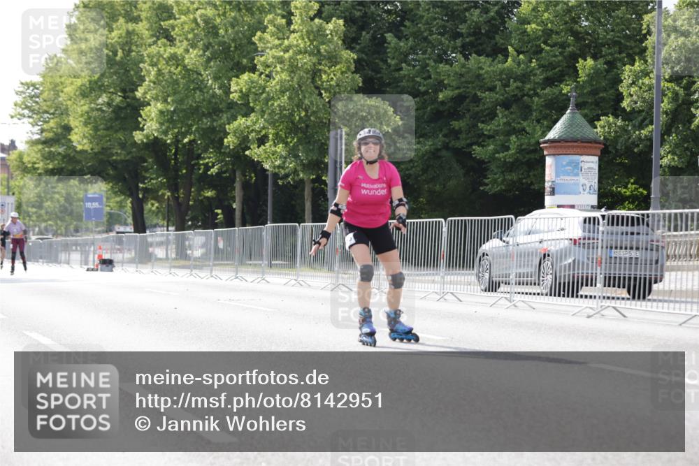 29.06.2025 - hella hamburg halbmarathon Jannik Wohlers http://msf.ph/oto/8142951 29.06.2025 09:06:35 Lombardsbrücke  meine-sportfotos.de