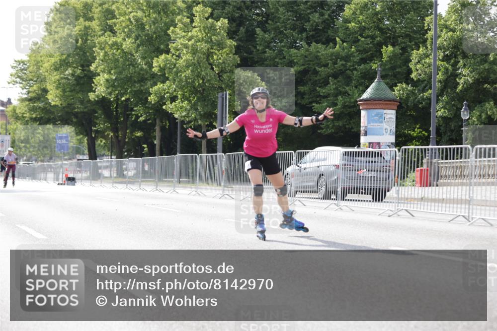 29.06.2025 - hella hamburg halbmarathon Jannik Wohlers http://msf.ph/oto/8142970 29.06.2025 09:06:36 Lombardsbrücke  meine-sportfotos.de