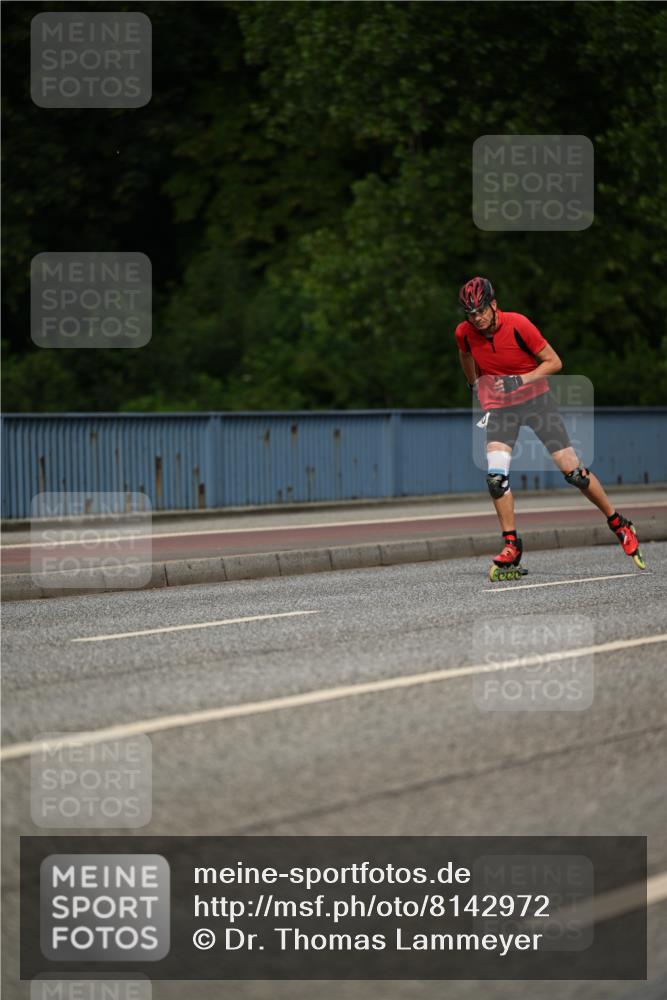 29.06.2025 - hella hamburg halbmarathon Dr. Thomas Lammeyer http://msf.ph/oto/8142972 29.06.2025 09:00:56 Kennedybrücke  meine-sportfotos.de