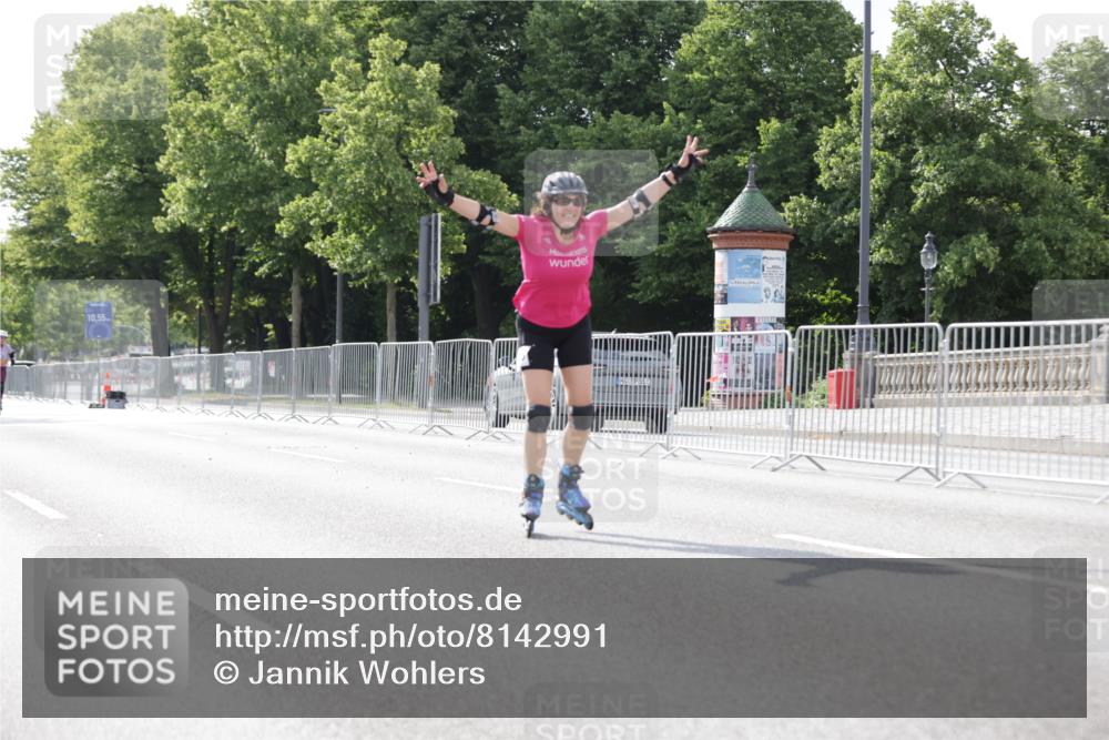 29.06.2025 - hella hamburg halbmarathon Jannik Wohlers http://msf.ph/oto/8142991 29.06.2025 09:06:36 Lombardsbrücke  meine-sportfotos.de