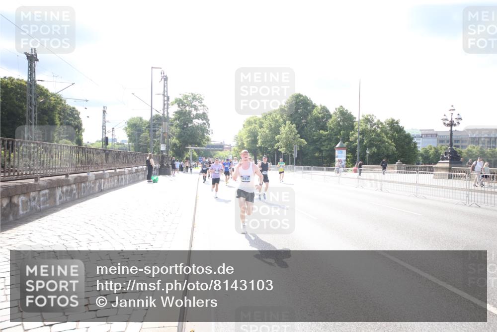 29.06.2025 - hella hamburg halbmarathon Jannik Wohlers http://msf.ph/oto/8143103 29.06.2025 09:47:59 Lombardsbrücke 1290, 1385, 1505, 1710, 1743, 2767, 3959, 4860, 5554, 5709, 6829, 7884, 8933, 9403, 10404, 10793, 10852, 11620, 11929, 12051, 12488, 12514, 12916, 13483, 13595, 13975, 14875, 14908, 15931, 15959, 16119, 17022, 17217, 17643, 17658, 18038, 18103, 18220, 18237, 18679, 18733, 19151 meine-sportfotos.de