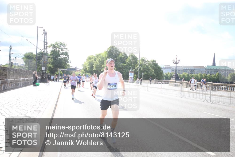 29.06.2025 - hella hamburg halbmarathon Jannik Wohlers http://msf.ph/oto/8143125 29.06.2025 09:48:00 Lombardsbrücke 1290, 1505, 1710, 2767, 3959, 4860, 5554, 5709, 6829, 7884, 8933, 9403, 10404, 10793, 10852, 11929, 12051, 12488, 12514, 12916, 13483, 13595, 13975, 14875, 14908, 15931, 15959, 16119, 17005, 17022, 17217, 17643, 17658, 18038, 18103, 18220, 18237, 18679, 18733, 19151 meine-sportfotos.de