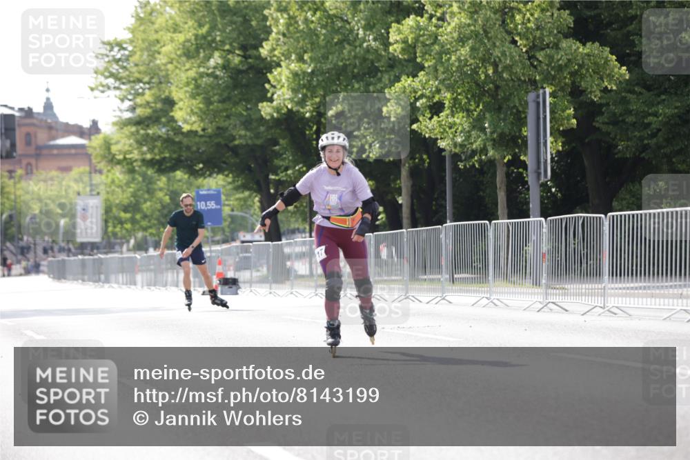 29.06.2025 - hella hamburg halbmarathon Jannik Wohlers http://msf.ph/oto/8143199 29.06.2025 09:06:43 Lombardsbrücke  meine-sportfotos.de