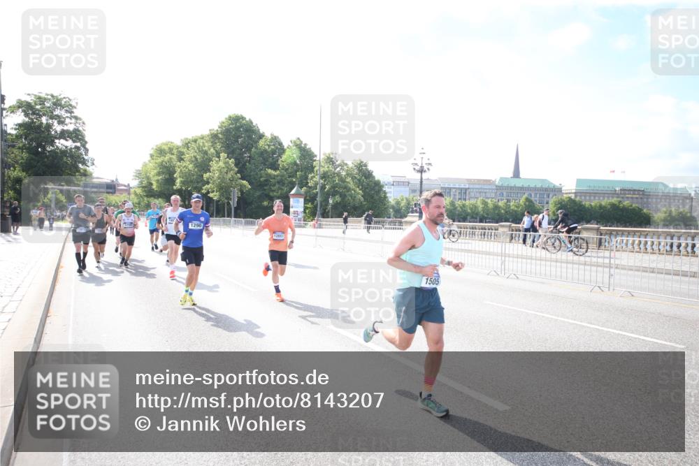 29.06.2025 - hella hamburg halbmarathon Jannik Wohlers http://msf.ph/oto/8143207 29.06.2025 09:48:03 Lombardsbrücke 1290, 1505, 1710, 2399, 2767, 3480, 5554, 5709, 7884, 8933, 9403, 10404, 10793, 10852, 11929, 12051, 12488, 12916, 13483, 13975, 14875, 15931, 15959, 16119, 17005, 17022, 17643, 17658, 18038, 18220, 18237, 18733, 18802, 19151 meine-sportfotos.de