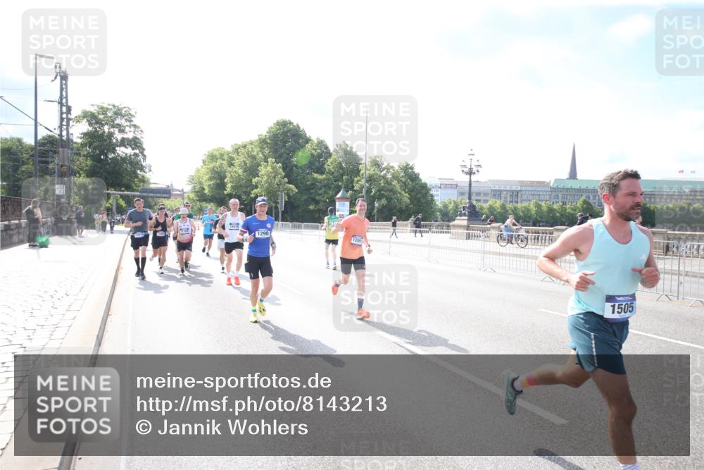 29.06.2025 - hella hamburg halbmarathon Jannik Wohlers http://msf.ph/oto/8143213 29.06.2025 09:48:03 Lombardsbrücke 1290, 1505, 1710, 2399, 2767, 3480, 5554, 5709, 7884, 8933, 9403, 10404, 10793, 10852, 11929, 12051, 12488, 12916, 13483, 13975, 14875, 15931, 15959, 16119, 17005, 17022, 17643, 17658, 18038, 18220, 18237, 18733, 18802, 19151 meine-sportfotos.de