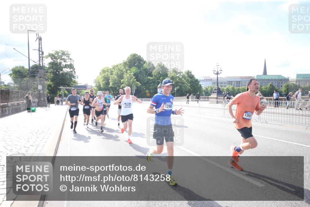 29.06.2025 - hella hamburg halbmarathon Jannik Wohlers http://msf.ph/oto/8143258 29.06.2025 09:48:04 Lombardsbrücke 1290, 1505, 1710, 2399, 2767, 3480, 5554, 5709, 7884, 8933, 9403, 10404, 10793, 10852, 11929, 12051, 12488, 12916, 13483, 13975, 14875, 15931, 15959, 17005, 17022, 17643, 17658, 18038, 18220, 18237, 18733, 18802, 19151 meine-sportfotos.de