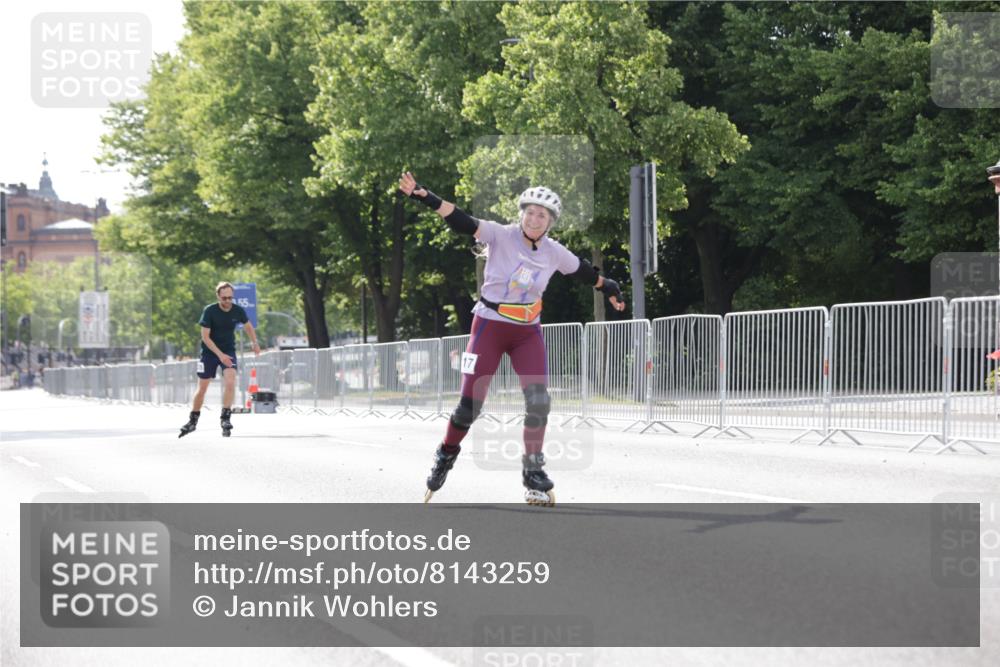 29.06.2025 - hella hamburg halbmarathon Jannik Wohlers http://msf.ph/oto/8143259 29.06.2025 09:06:44 Lombardsbrücke  meine-sportfotos.de