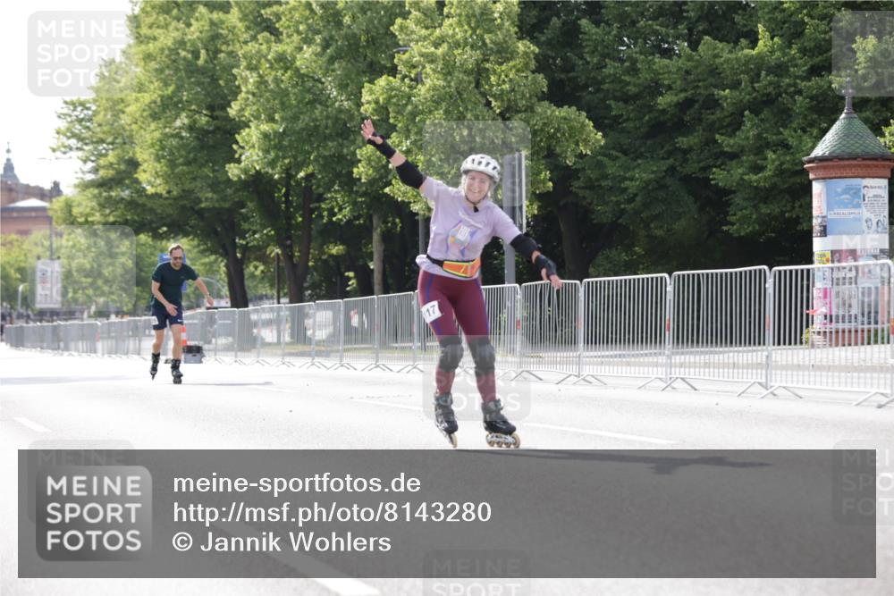 29.06.2025 - hella hamburg halbmarathon Jannik Wohlers http://msf.ph/oto/8143280 29.06.2025 09:06:44 Lombardsbrücke  meine-sportfotos.de
