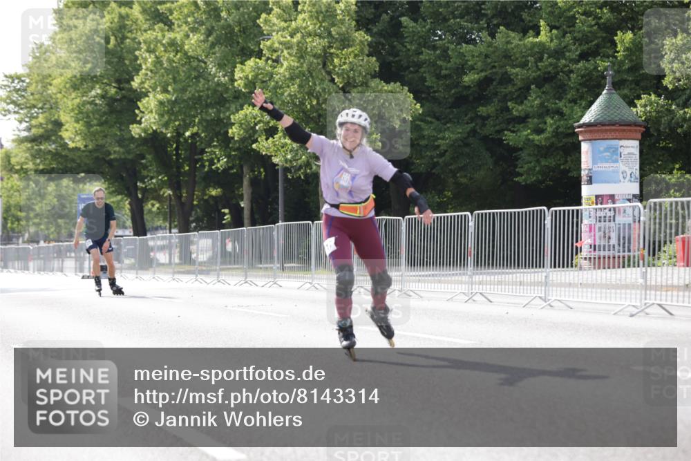 29.06.2025 - hella hamburg halbmarathon Jannik Wohlers http://msf.ph/oto/8143314 29.06.2025 09:06:44 Lombardsbrücke  meine-sportfotos.de