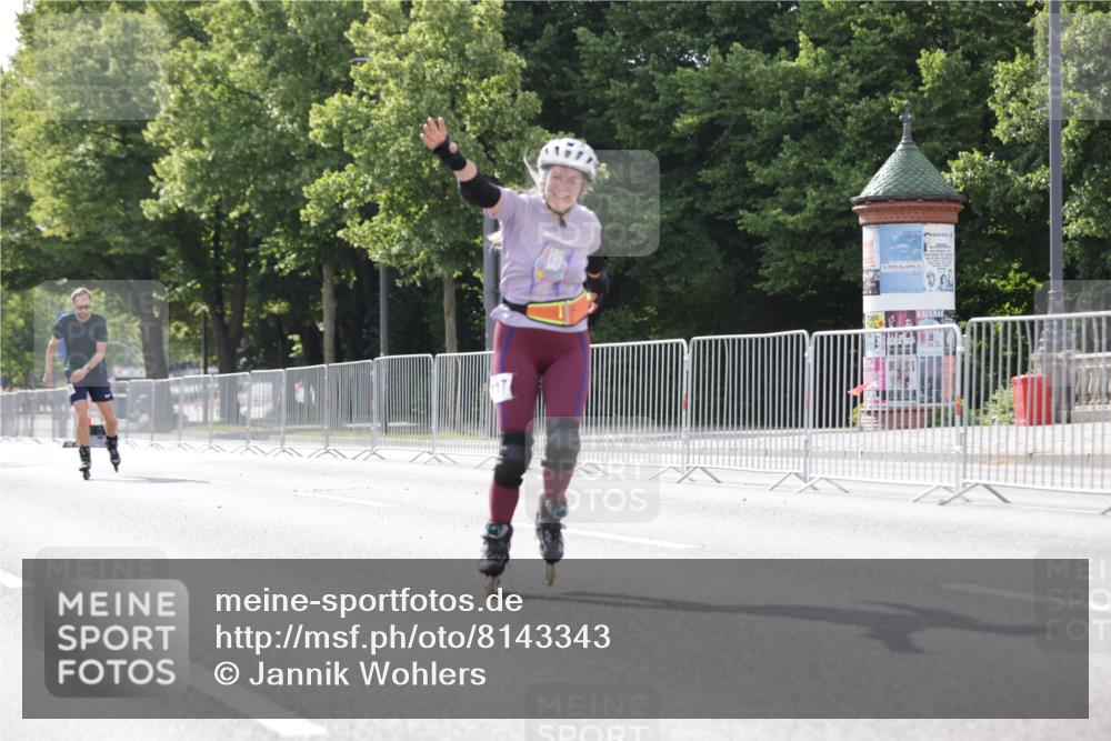 29.06.2025 - hella hamburg halbmarathon Jannik Wohlers http://msf.ph/oto/8143343 29.06.2025 09:06:45 Lombardsbrücke  meine-sportfotos.de