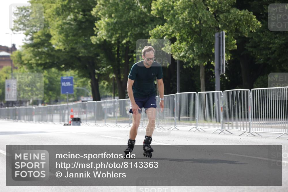 29.06.2025 - hella hamburg halbmarathon Jannik Wohlers http://msf.ph/oto/8143363 29.06.2025 09:06:48 Lombardsbrücke  meine-sportfotos.de
