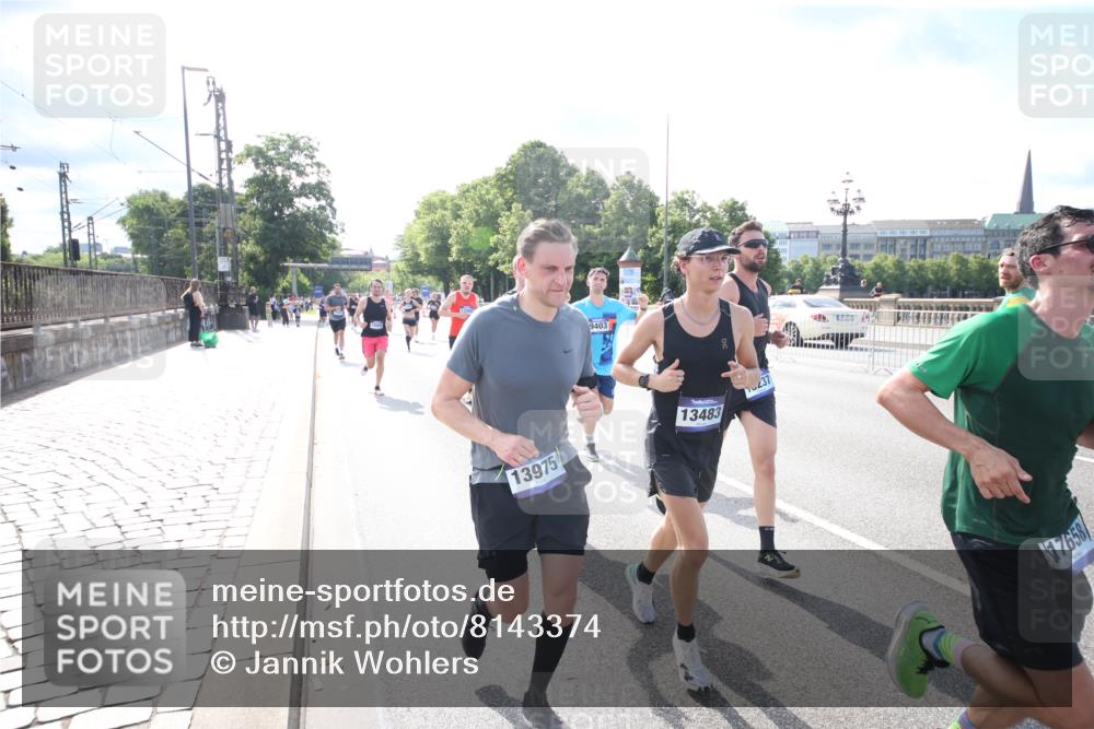 29.06.2025 - hella hamburg halbmarathon Jannik Wohlers http://msf.ph/oto/8143374 29.06.2025 09:48:06 Lombardsbrücke 1290, 1505, 1710, 2399, 3480, 4359, 5554, 5709, 7152, 7154, 7884, 9403, 10404, 10793, 10852, 12051, 12488, 12916, 13483, 13975, 15931, 15959, 17005, 17022, 17643, 17658, 18038, 18220, 18237, 18733, 18802, 19151 meine-sportfotos.de