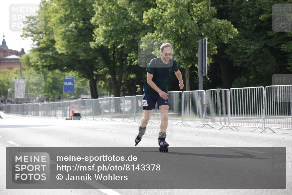 29.06.2025 - hella hamburg halbmarathon Jannik Wohlers http://msf.ph/oto/8143378 29.06.2025 09:06:48 Lombardsbrücke  meine-sportfotos.de