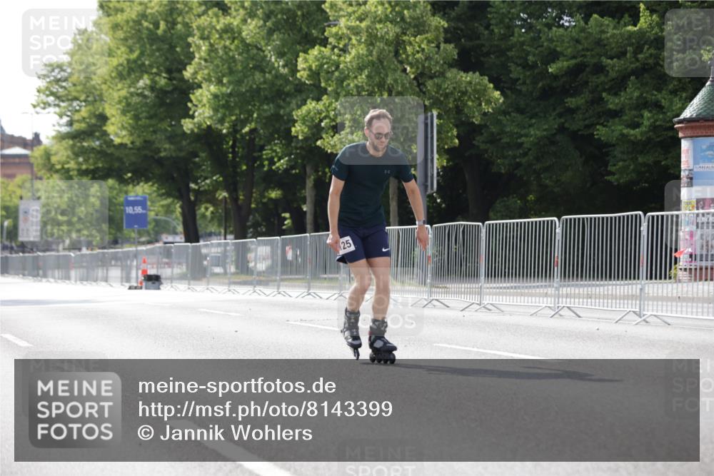29.06.2025 - hella hamburg halbmarathon Jannik Wohlers http://msf.ph/oto/8143399 29.06.2025 09:06:48 Lombardsbrücke  meine-sportfotos.de
