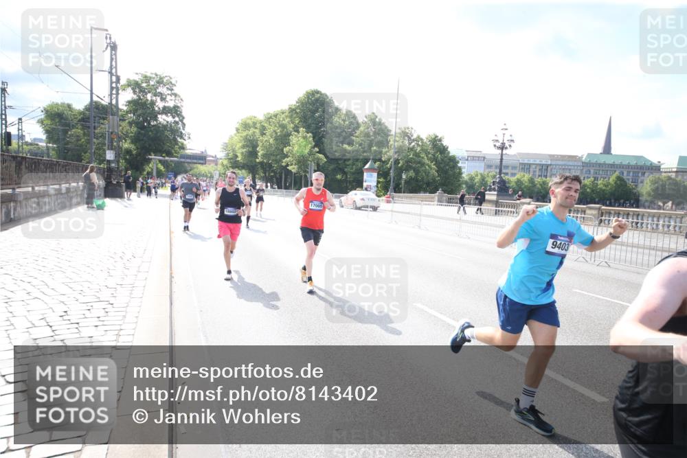 29.06.2025 - hella hamburg halbmarathon Jannik Wohlers http://msf.ph/oto/8143402 29.06.2025 09:48:07 Lombardsbrücke 1290, 1505, 1710, 2399, 3480, 4359, 5554, 5709, 7152, 7154, 7884, 9403, 10404, 10793, 10852, 12051, 12488, 12916, 13483, 13975, 15931, 17005, 17022, 17643, 17658, 18038, 18220, 18237, 18384, 18733, 18802, 19151 meine-sportfotos.de