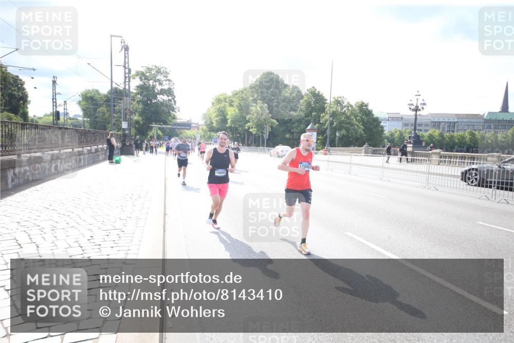 29.06.2025 - hella hamburg halbmarathon Jannik Wohlers http://msf.ph/oto/8143410 29.06.2025 09:48:08 Lombardsbrücke 1290, 1505, 1710, 2399, 3480, 4359, 5554, 5709, 7152, 7154, 7884, 9403, 10404, 10793, 10852, 12051, 12488, 12916, 13483, 13975, 15303, 15931, 16201, 17005, 17022, 17643, 17658, 18038, 18220, 18237, 18384, 18733, 18802, 19151 meine-sportfotos.de