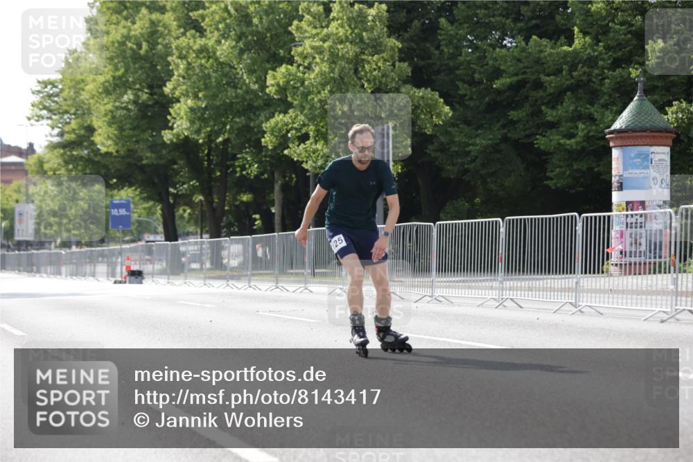 29.06.2025 - hella hamburg halbmarathon Jannik Wohlers http://msf.ph/oto/8143417 29.06.2025 09:06:49 Lombardsbrücke  meine-sportfotos.de