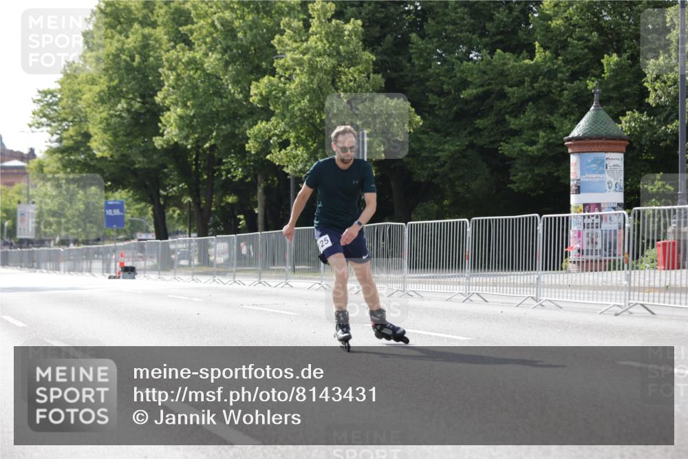 29.06.2025 - hella hamburg halbmarathon Jannik Wohlers http://msf.ph/oto/8143431 29.06.2025 09:06:49 Lombardsbrücke  meine-sportfotos.de