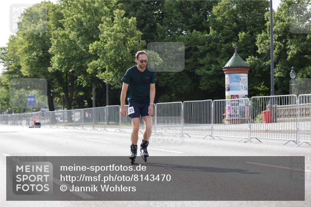 29.06.2025 - hella hamburg halbmarathon Jannik Wohlers http://msf.ph/oto/8143470 29.06.2025 09:06:49 Lombardsbrücke  meine-sportfotos.de