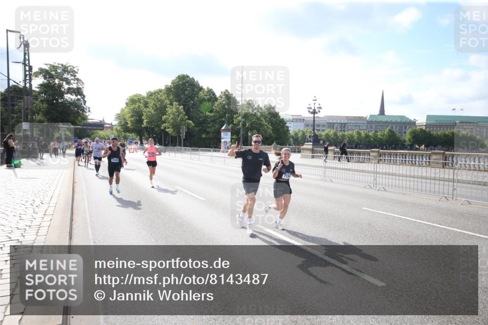 29.06.2025 - hella hamburg halbmarathon Jannik Wohlers http://msf.ph/oto/8143487 29.06.2025 09:48:12 Lombardsbrücke 1290, 1505, 1710, 2262, 2399, 3480, 3547, 4359, 5307, 5554, 5709, 6993, 7152, 7154, 7884, 8571, 9403, 10404, 10852, 12044, 12051, 12488, 12916, 13483, 13940, 13975, 15303, 15931, 16201, 17005, 17658, 18038, 18237, 18259, 18384, 18733, 18802, 19151 meine-sportfotos.de