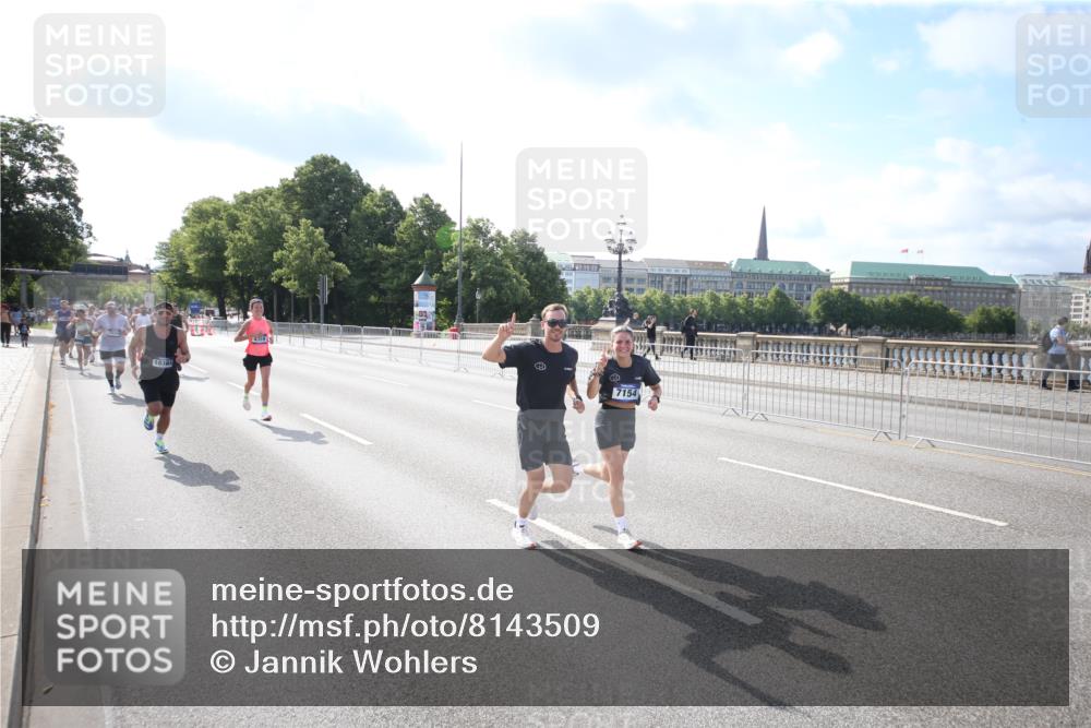 29.06.2025 - hella hamburg halbmarathon Jannik Wohlers http://msf.ph/oto/8143509 29.06.2025 09:48:12 Lombardsbrücke 1290, 1505, 1710, 2262, 2399, 3480, 3547, 4359, 5307, 5554, 5709, 6993, 7152, 7154, 7884, 8571, 9403, 10404, 10852, 12044, 12051, 12488, 12916, 13483, 13940, 13975, 15303, 15931, 16201, 17005, 17658, 18038, 18237, 18259, 18384, 18733, 18802, 19151 meine-sportfotos.de