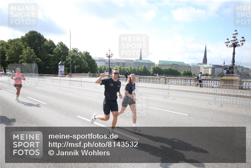29.06.2025 - hella hamburg halbmarathon Jannik Wohlers http://msf.ph/oto/8143532 29.06.2025 09:48:12 Lombardsbrücke 1290, 1505, 1710, 2262, 2399, 3480, 3547, 4359, 5307, 5554, 5709, 6993, 7152, 7154, 7884, 8571, 9403, 10404, 10852, 12044, 12051, 12488, 12916, 13483, 13940, 13975, 15303, 15931, 16201, 17005, 17658, 18038, 18237, 18259, 18384, 18733, 18802, 19151 meine-sportfotos.de