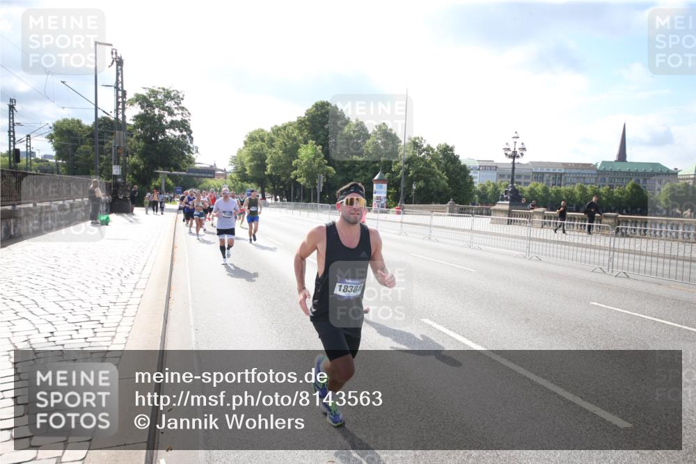 29.06.2025 - hella hamburg halbmarathon Jannik Wohlers http://msf.ph/oto/8143563 29.06.2025 09:48:13 Lombardsbrücke 1290, 1505, 1710, 2262, 2399, 3480, 3547, 4359, 4381, 5307, 5554, 5709, 6993, 7152, 7154, 7884, 8571, 9403, 10852, 12044, 12051, 12488, 13483, 13940, 13975, 15303, 15382, 15744, 15931, 16201, 17005, 17658, 18038, 18237, 18259, 18384, 18733, 18802, 19151 meine-sportfotos.de
