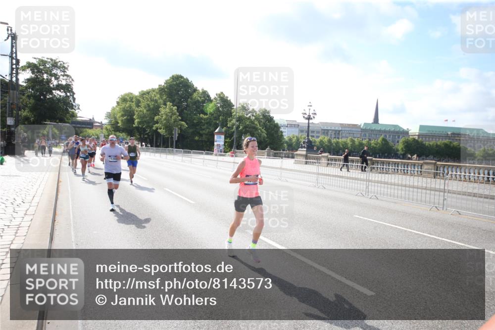 29.06.2025 - hella hamburg halbmarathon Jannik Wohlers http://msf.ph/oto/8143573 29.06.2025 09:48:14 Lombardsbrücke 1290, 1505, 1710, 2262, 2399, 3480, 3547, 4359, 4381, 5307, 5554, 5709, 6993, 7152, 7154, 7884, 8571, 9403, 10852, 12044, 12051, 12488, 13483, 13940, 13975, 15303, 15382, 15744, 15931, 16201, 17005, 17658, 18038, 18237, 18259, 18384, 18802, 19151 meine-sportfotos.de