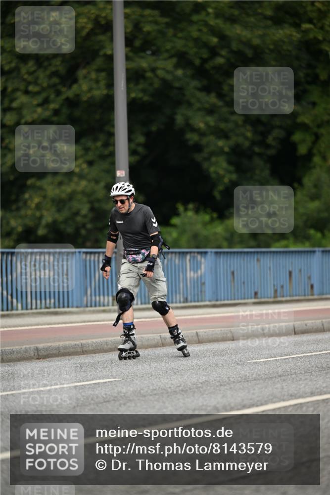 29.06.2025 - hella hamburg halbmarathon Dr. Thomas Lammeyer http://msf.ph/oto/8143579 29.06.2025 09:12:06 Kennedybrücke  meine-sportfotos.de