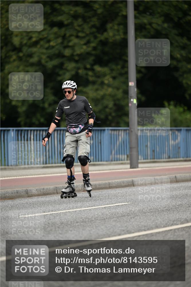 29.06.2025 - hella hamburg halbmarathon Dr. Thomas Lammeyer http://msf.ph/oto/8143595 29.06.2025 09:12:06 Kennedybrücke  meine-sportfotos.de