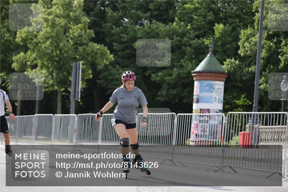 29.06.2025 - hella hamburg halbmarathon Jannik Wohlers http://msf.ph/oto/8143626 29.06.2025 09:07:04 Lombardsbrücke  meine-sportfotos.de