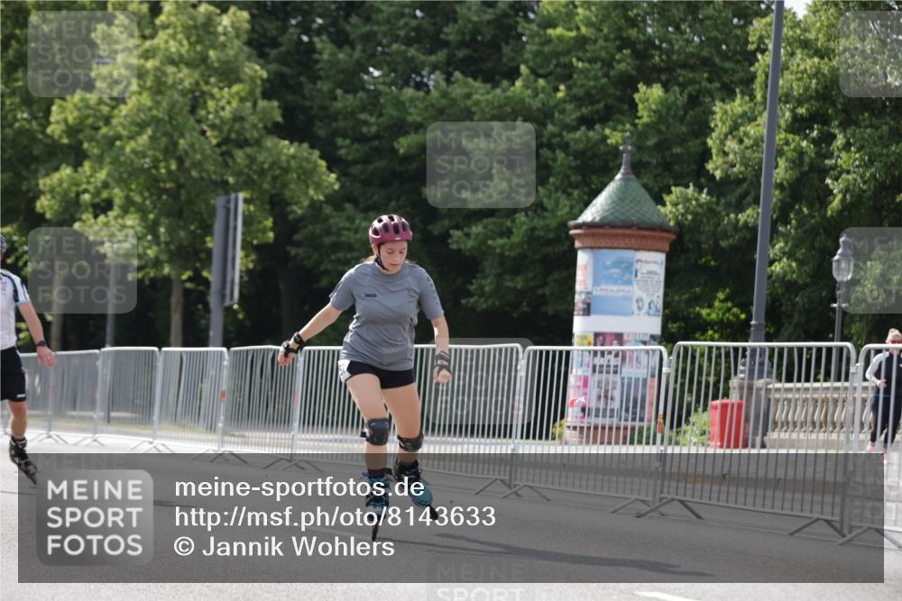 29.06.2025 - hella hamburg halbmarathon Jannik Wohlers http://msf.ph/oto/8143633 29.06.2025 09:07:05 Lombardsbrücke  meine-sportfotos.de