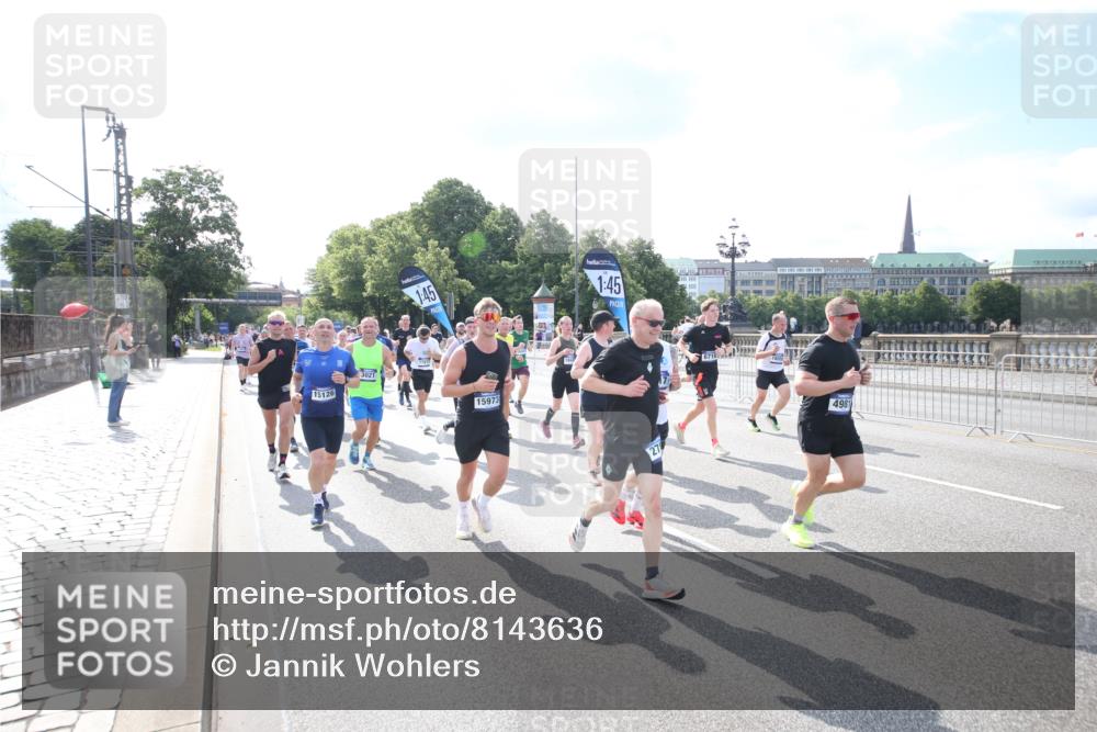 29.06.2025 - hella hamburg halbmarathon Jannik Wohlers http://msf.ph/oto/8143636 29.06.2025 09:52:33 Lombardsbrücke 1070, 1163, 1176, 1391, 1613, 1782, 2048, 2213, 2233, 2590, 2788, 2970, 3021, 3098, 3109, 3124, 3304, 3907, 3917, 3928, 4080, 4277, 4691, 4933, 4981, 5476, 5682, 6152, 6716, 7005, 7093, 7147, 7325, 7599, 7843, 8145, 8467, 8694, 8704, 8722, 8819, 9081, 9213, 9232, 9374, 9538, 9540, 10000, 10208, 10211, 10216, 10251, 10313, 10750, 10969, 11153, 11291, 11346, 11469, 11778, 12534, 12588, 12783, 13709, 13782, 14661, 14690, 14849, 15126, 15133, 15280, 16414 meine-sportfotos.de