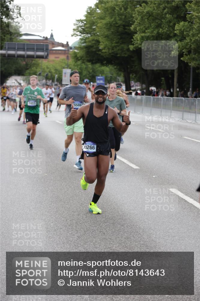 29.06.2025 - hella hamburg halbmarathon Jannik Wohlers http://msf.ph/oto/8143643 29.06.2025 10:08:29 Lombardsbrücke 3762, 5347, 7453, 10035, 11657, 13174, 13592, 13593, 15584, 15586, 15592, 18266, 18505 meine-sportfotos.de