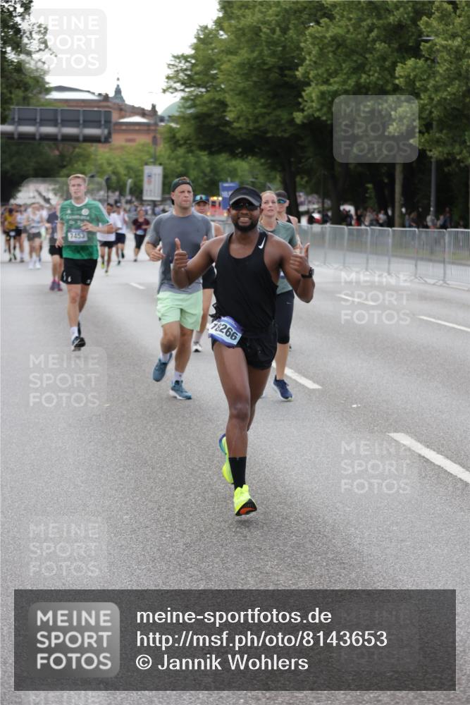 29.06.2025 - hella hamburg halbmarathon Jannik Wohlers http://msf.ph/oto/8143653 29.06.2025 10:08:29 Lombardsbrücke 3762, 5347, 7453, 10035, 11657, 13174, 13592, 13593, 15584, 15586, 15592, 18266, 18505 meine-sportfotos.de